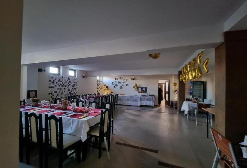 بنسيون Alba Forum