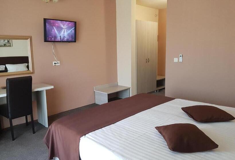 بنسيون Alba Forum