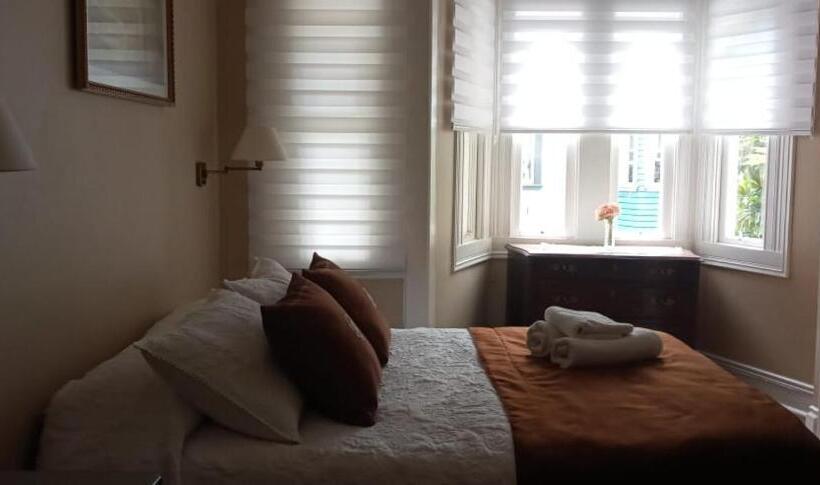 פנסיון Belle Epoque Hostal