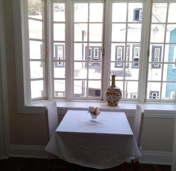 פנסיון Belle Epoque Hostal