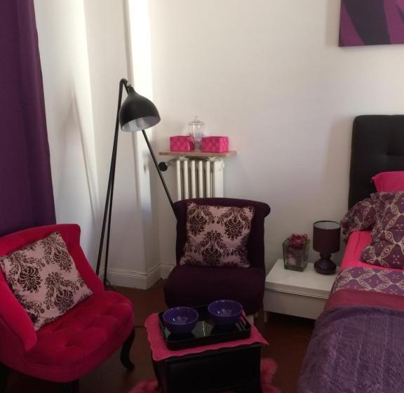 پانسیون Chambres Dans Guest House Centre Ville