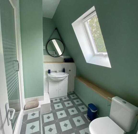 ペンション Domaine De Montloue   Relais Bien être