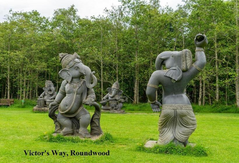 Пансион Glendalough Scenery Farmhouse