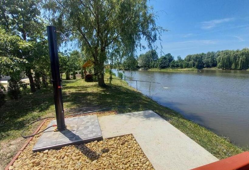 펜션 Gólya Tó Vendégház