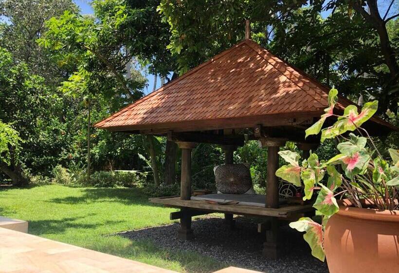 פנסיון Hidden Heaven Rumah Barong