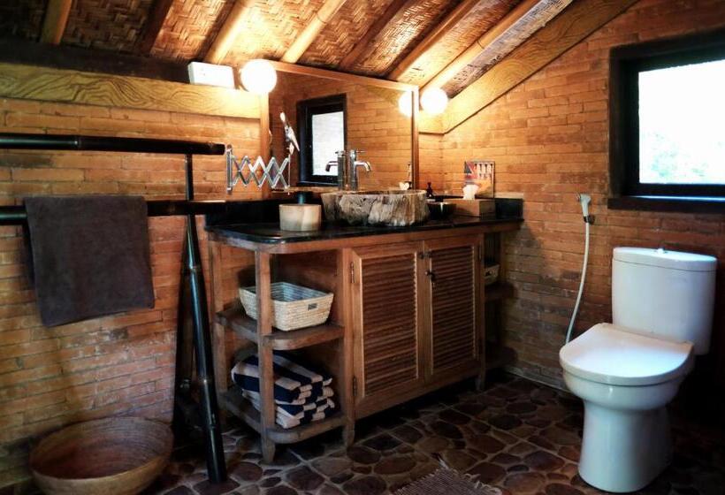 פנסיון Hidden Heaven Rumah Barong