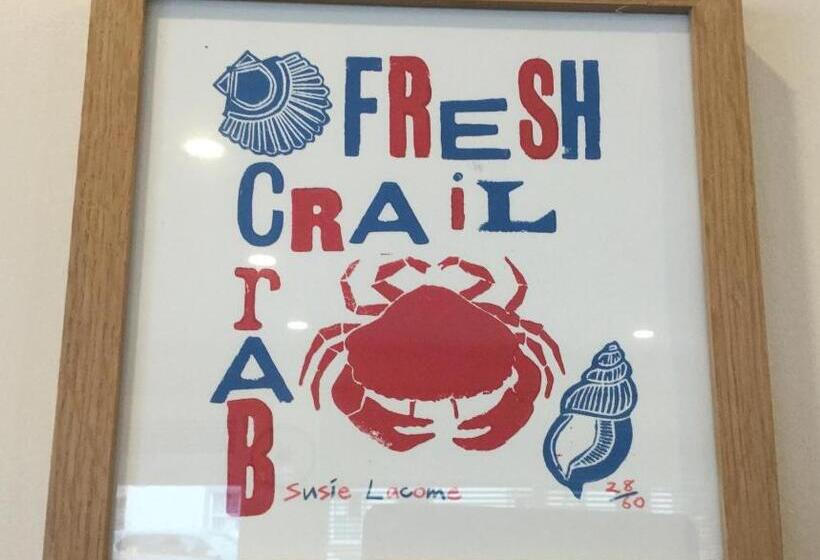 פנסיון Honeypot Guest House