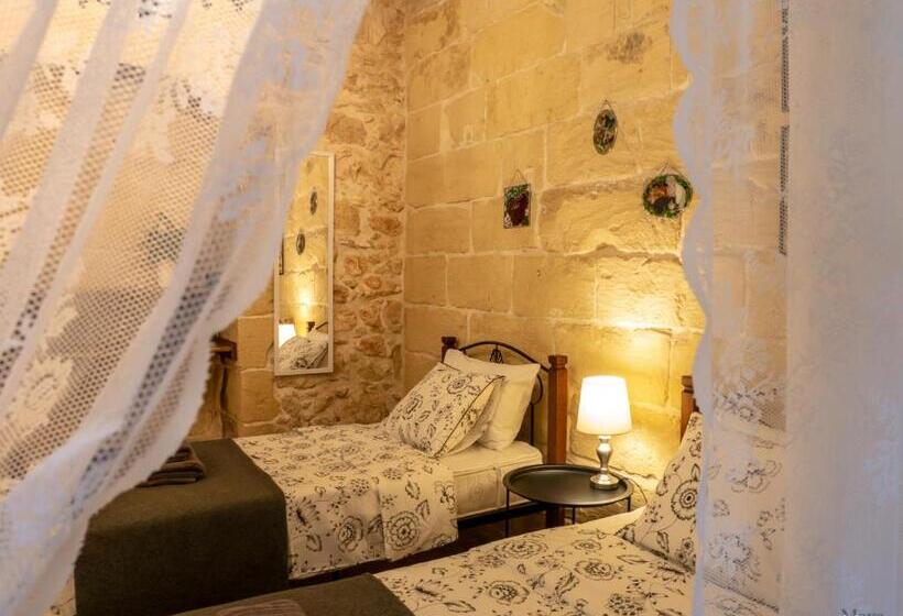 پانسیون Id Dar Ta Censu