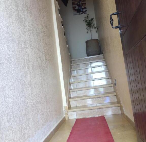 Пансион Itrane Guest House