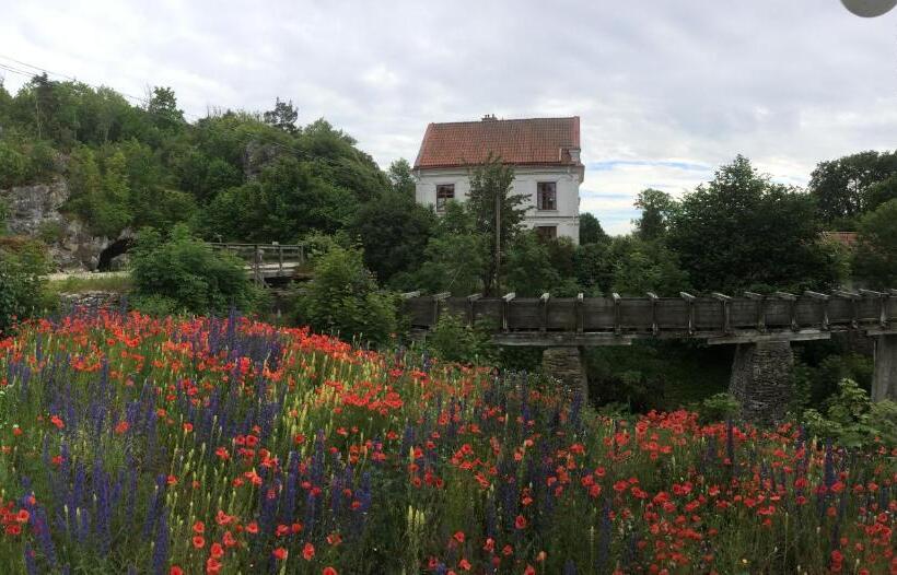 膳宿费 Kvarnvillan Lummelundsbruk