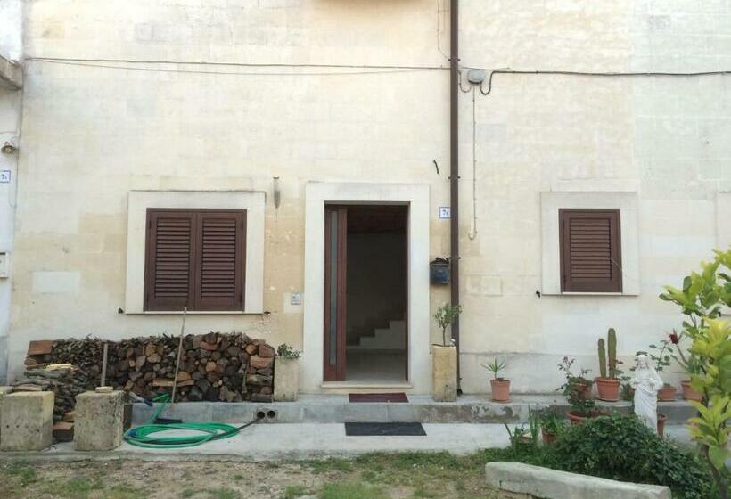 פנסיון La Curte Te Lu Pippi