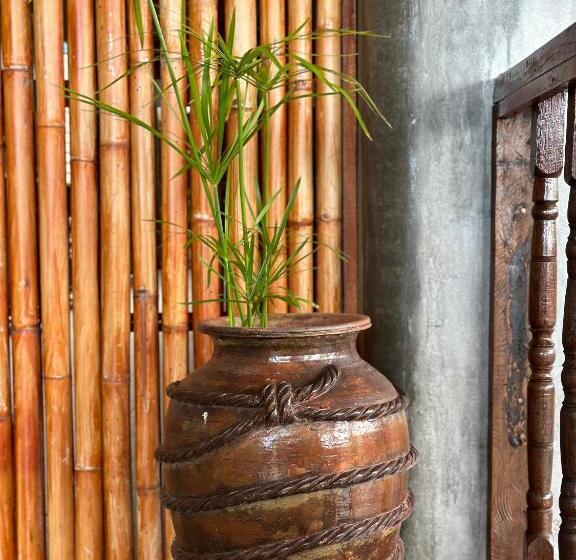 بنسيون Lanta Sabai Day House