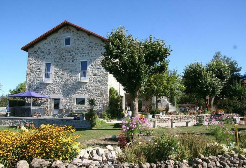 Пансион Le Suc Du Pommier