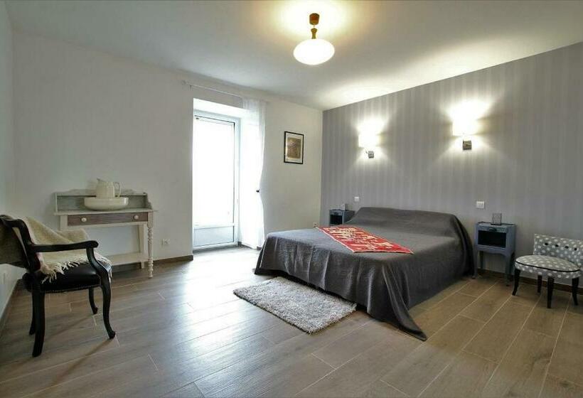 Пансион Le Suc Du Pommier