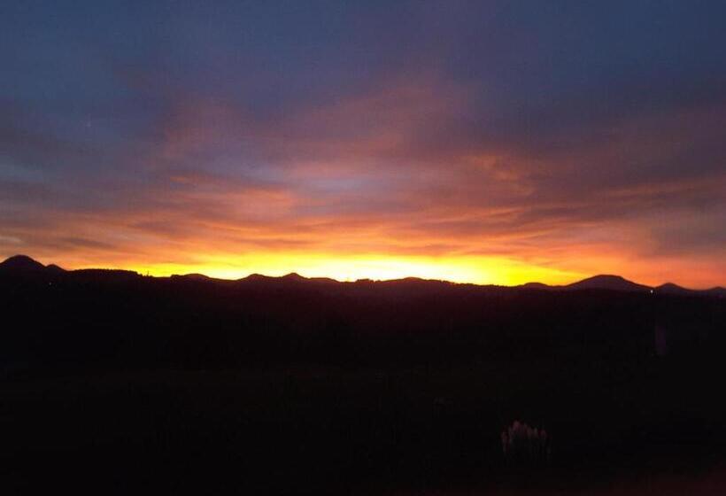 Пансион Le Suc Du Pommier