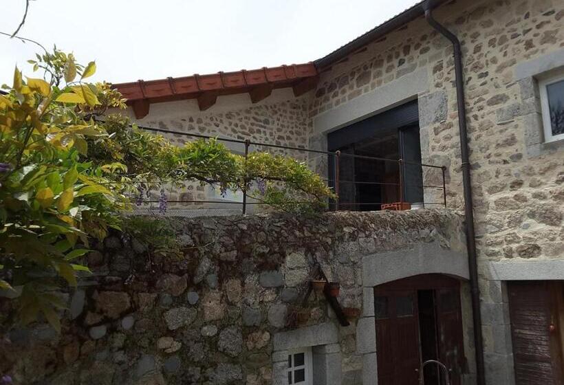 Пансион Le Suc Du Pommier