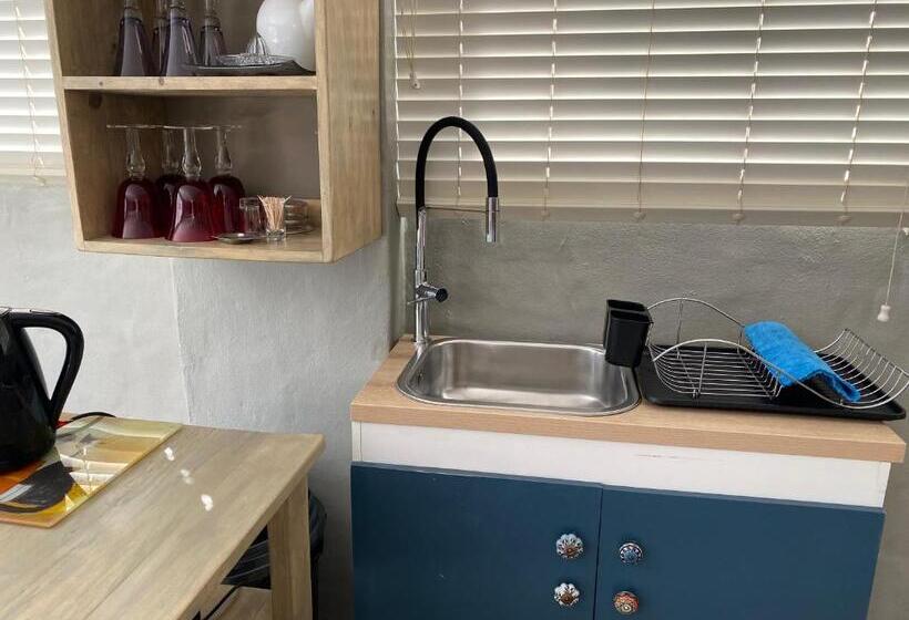 펜션 Little Fern Self Catering