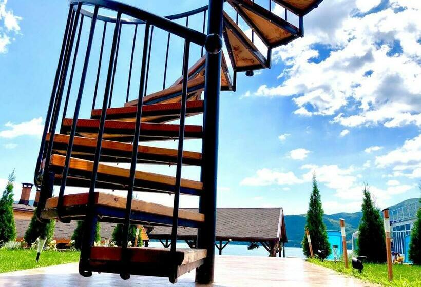 Пансион Mustaciosul Dunarii