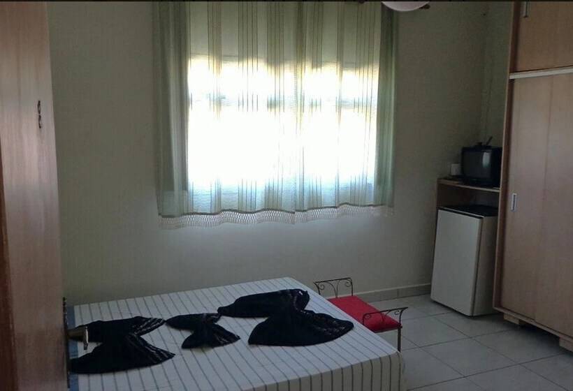 ペンション Real De Caeté