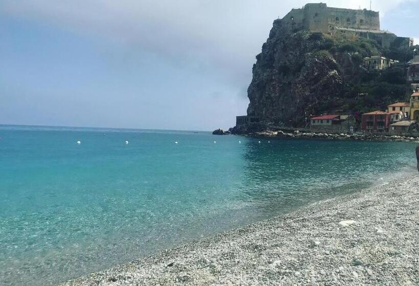 פנסיון Scilla Sole