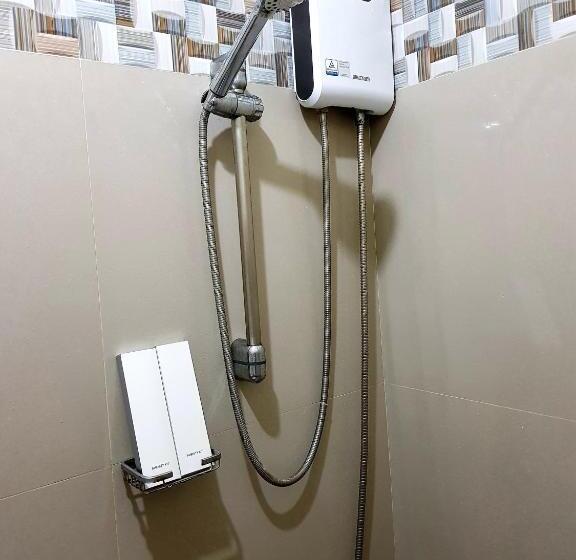 پانسیون Sky Traveller Suites