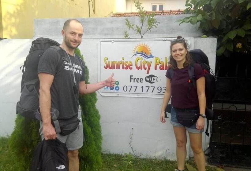 بنسيون Sunrise City Palace