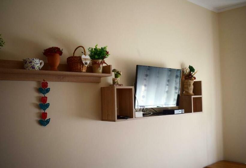 ペンション Tündérfátyol Vendégház