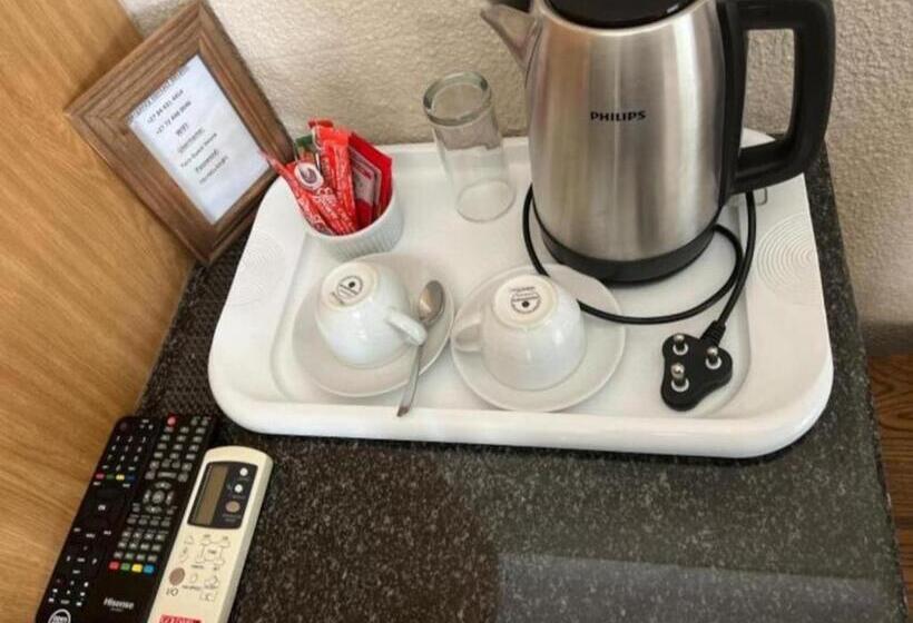 פנסיון Toro Guest House