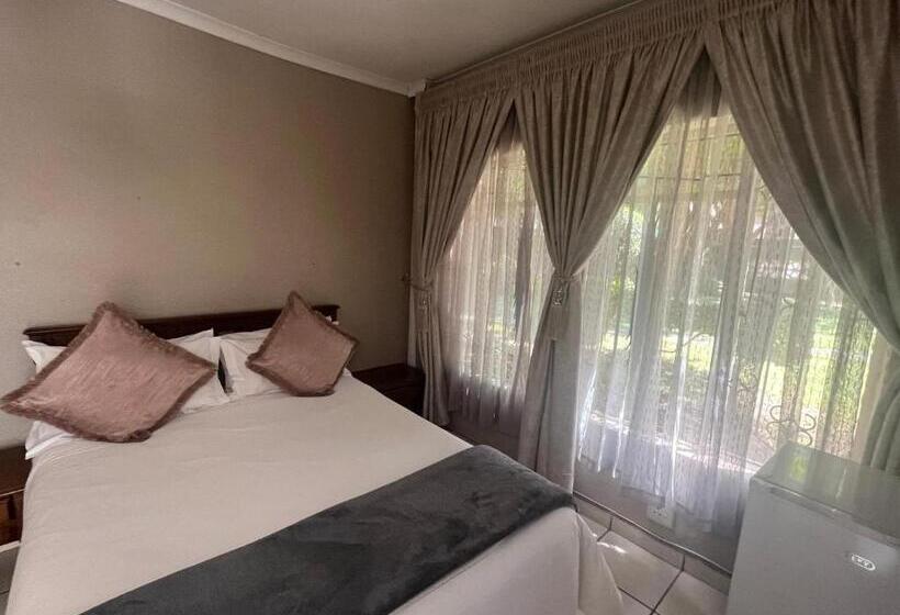 פנסיון Toro Guest House