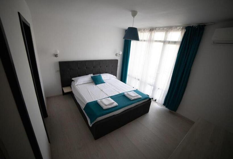 Пансион Vila La Faleza Dubova