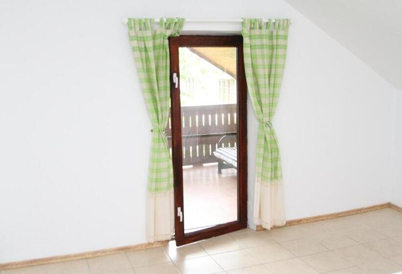 펜션 Vila Toate Panzele Sus