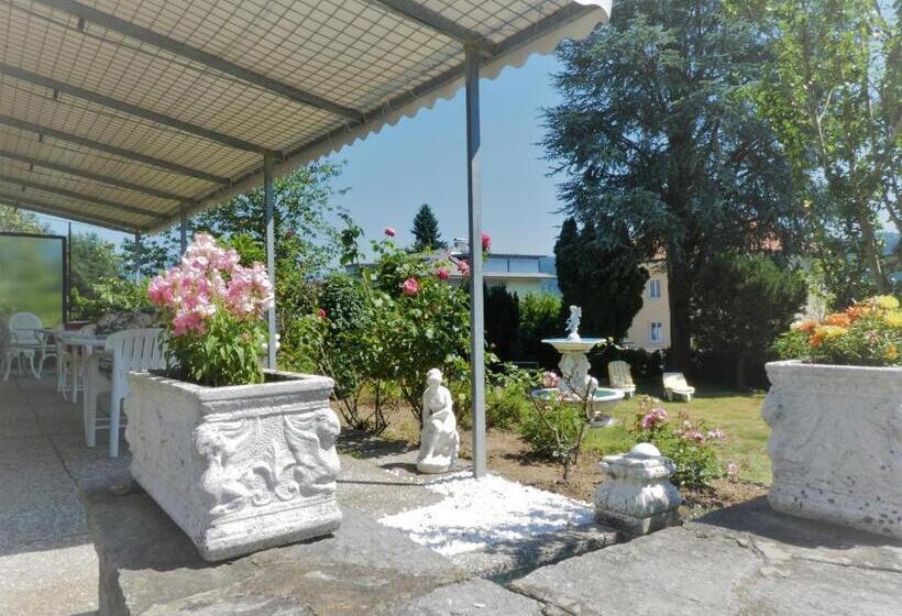 פנסיון Villa Rauter