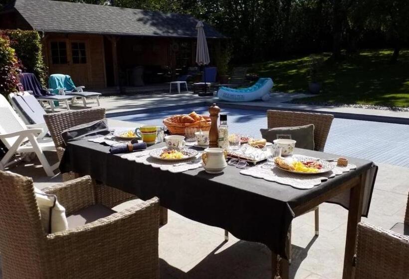 ペンション Villa Sparadis