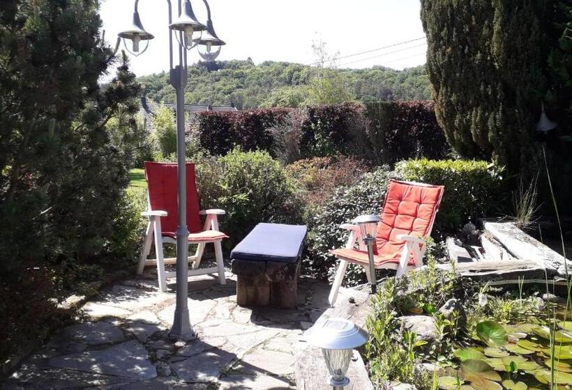 ペンション Villa Sparadis