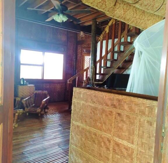 Villa Marmarine Beach Resort & Restaurant