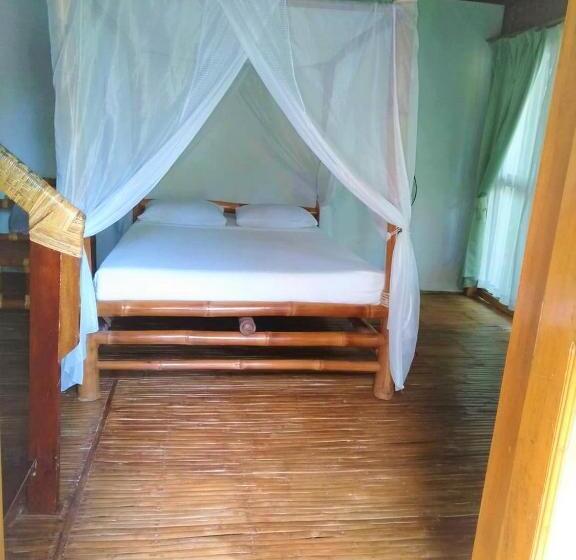 Villa Marmarine Beach Resort & Restaurant