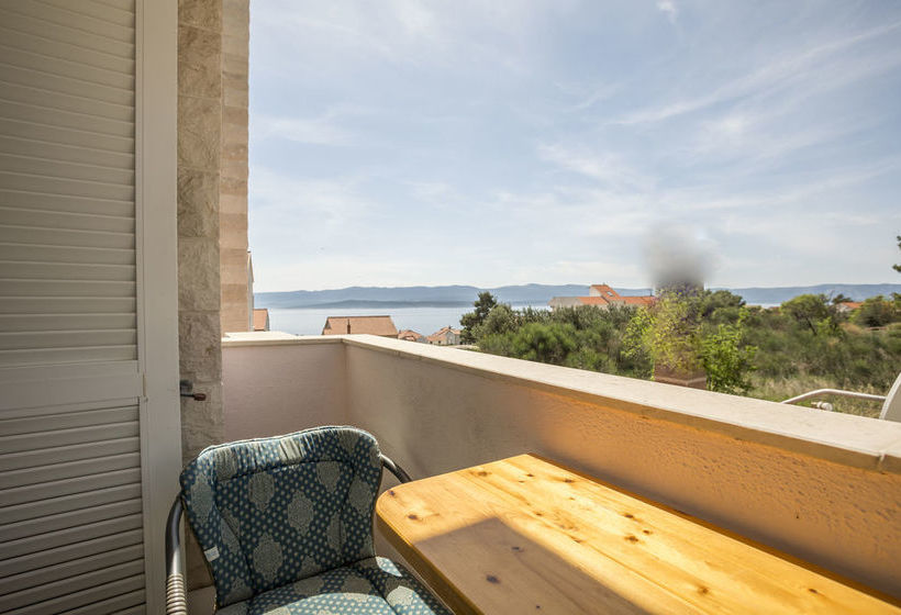 Apartments Henjak Gospojica