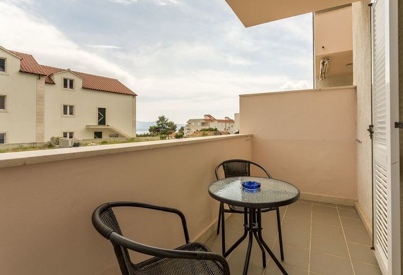 Apartments Henjak Gospojica