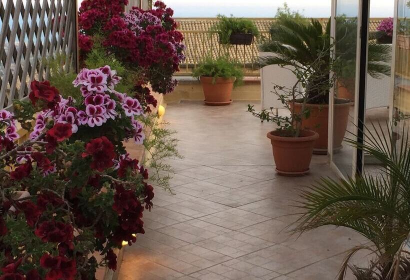 مبيت وإفطار Portatenea   Atenea Collection