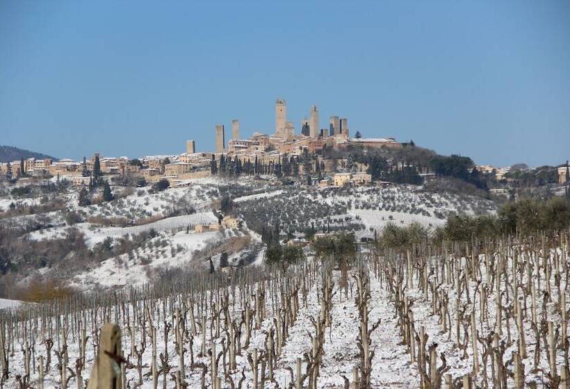 مبيت وإفطار Agriturismo Torre Prima Holidays