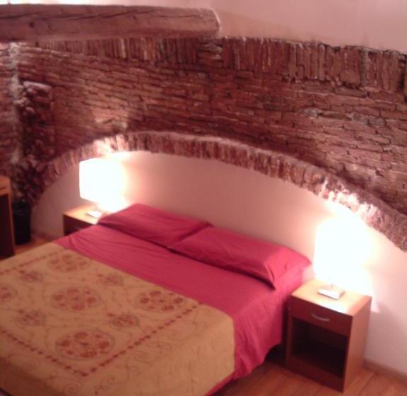 مبيت وإفطار Amenano Apartments