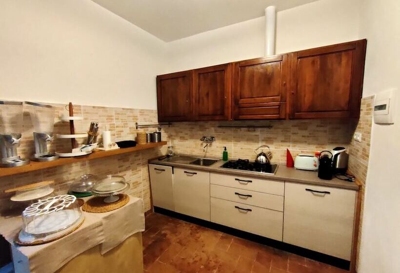 住宿加早餐  Antico Podere Il Bugnolo