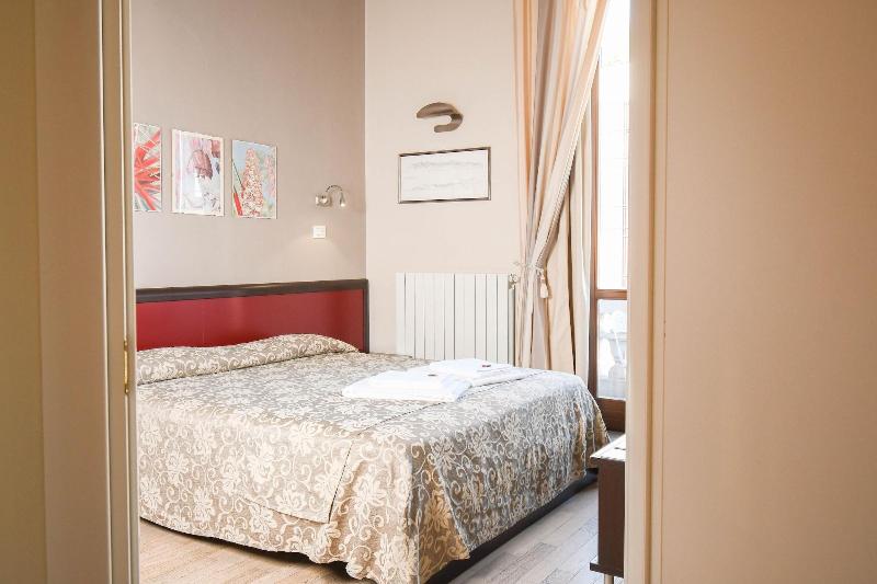 تختخواب و صبحانه Bergamo Romantica