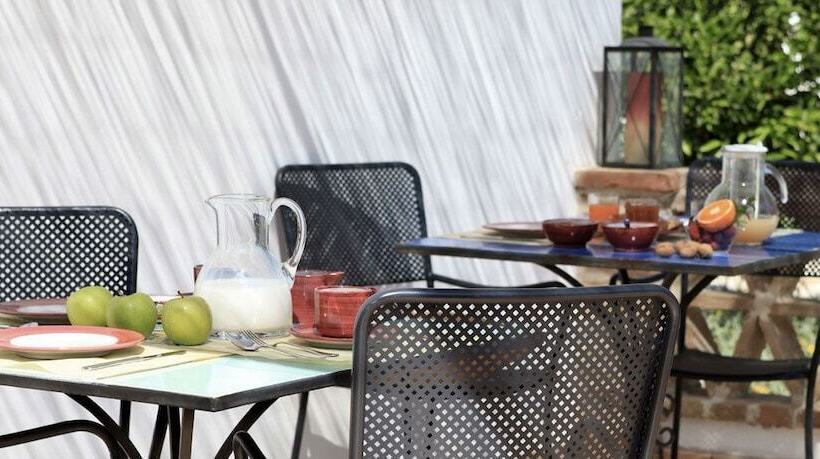 مبيت وإفطار Giardino Giamperduto