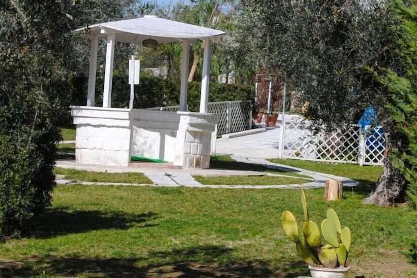 مبيت وإفطار Giardino Giamperduto