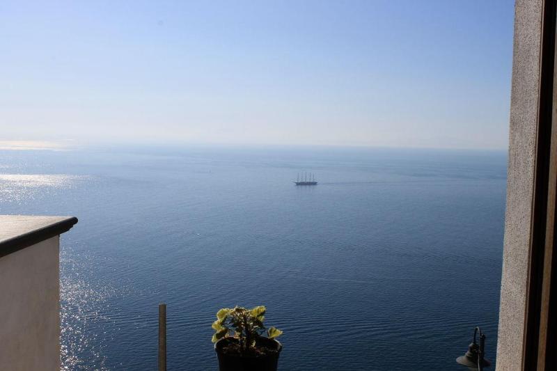 Bed and Breakfast L Antico Borgo Dei Limoni