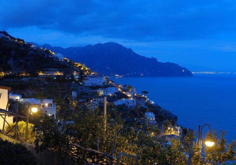 Bed and Breakfast L Antico Borgo Dei Limoni