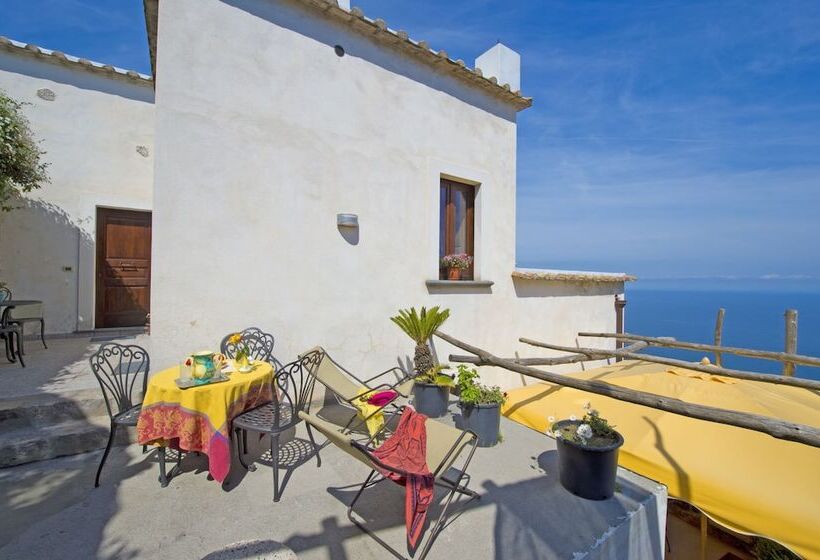 Bed and Breakfast L Antico Borgo Dei Limoni