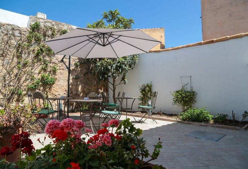 צימר Olbia Domus Inn