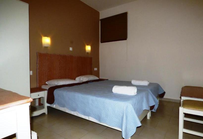 Camelia Studios & Apartments